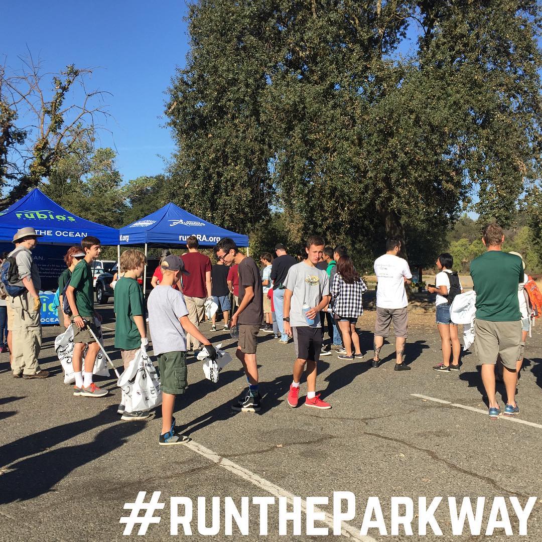 Thank you to everyone who came out yesterday to clean up the Parkway @arpfsac There were over 20k pounds of trash picked up along with 1,800 volunteers. We appreciate you