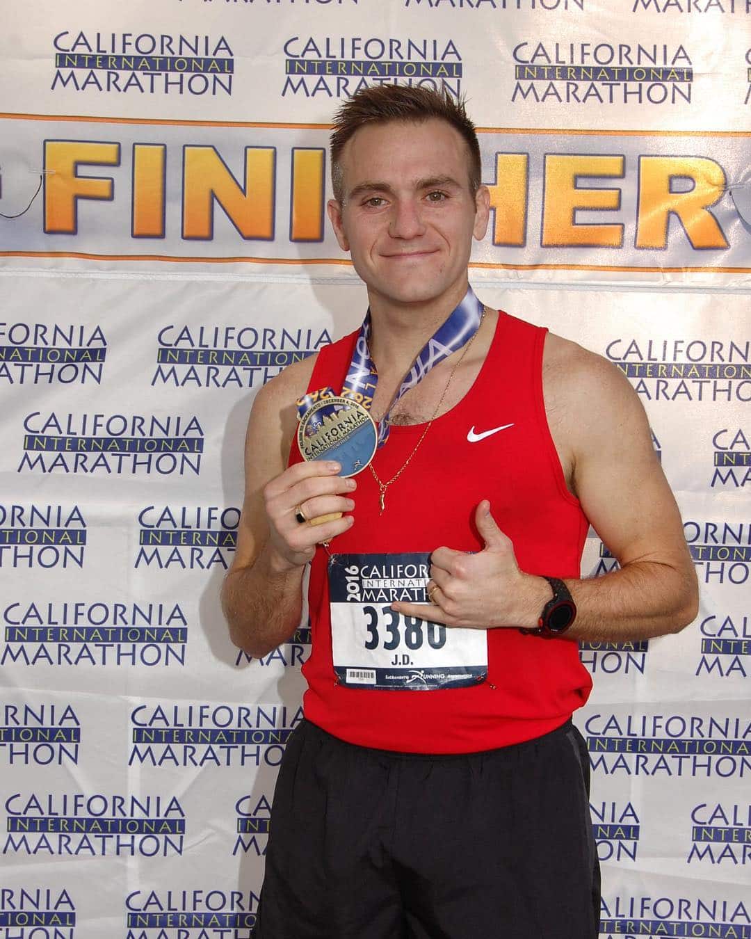 Meet SRA AmbasSRAdor @jd4mica. J.D. tells us what he loves about running in Sacramento: “The thing I love most about running in Sacramento is the variety. I live in Wilton, CA (Sacramento County), which is a small rural town near Elk Grove. It’s beautiful country running with great landscape views and a calm feel. When I run there, it really allows me to be more mindful and focus on the present without any distractions. 
When I run during the week, I’m usually running in Sacramento. As you can imagine, my views and feel are completely different, but not in a bad way. I really have grown to appreciate the differences between country and city running. It helps me appreciate Sacramento’s diversity. If I decide to head out on the American River Trail, I get a taste of nature right in the middle of Sacramento. It’s the best of both worlds